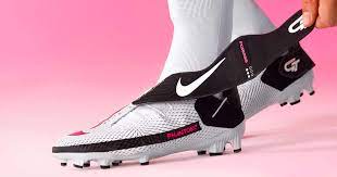 Unleashing Convenience and Performance: Nike Velcro Football Boots Take the Pitch by Storm