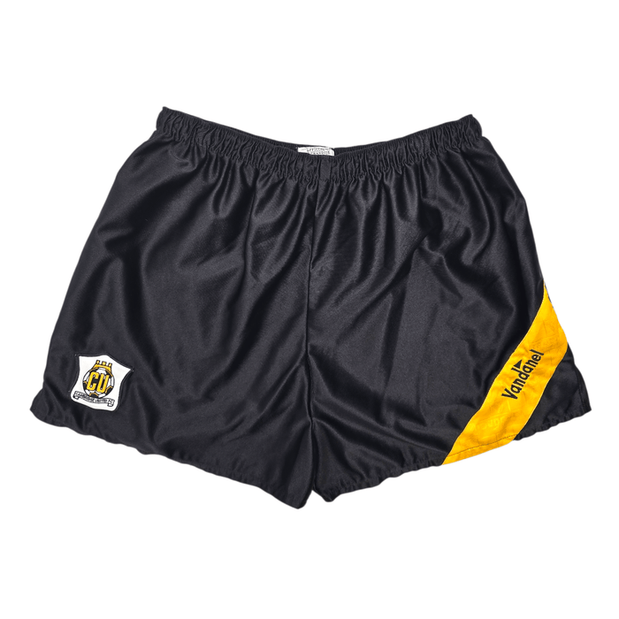 Nostalgic Style: Embracing Retro Football Shorts in the Modern Era